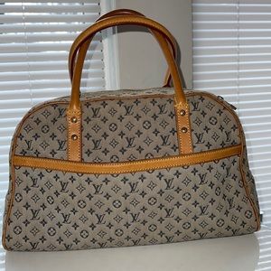 Louis Vuitton Purse
